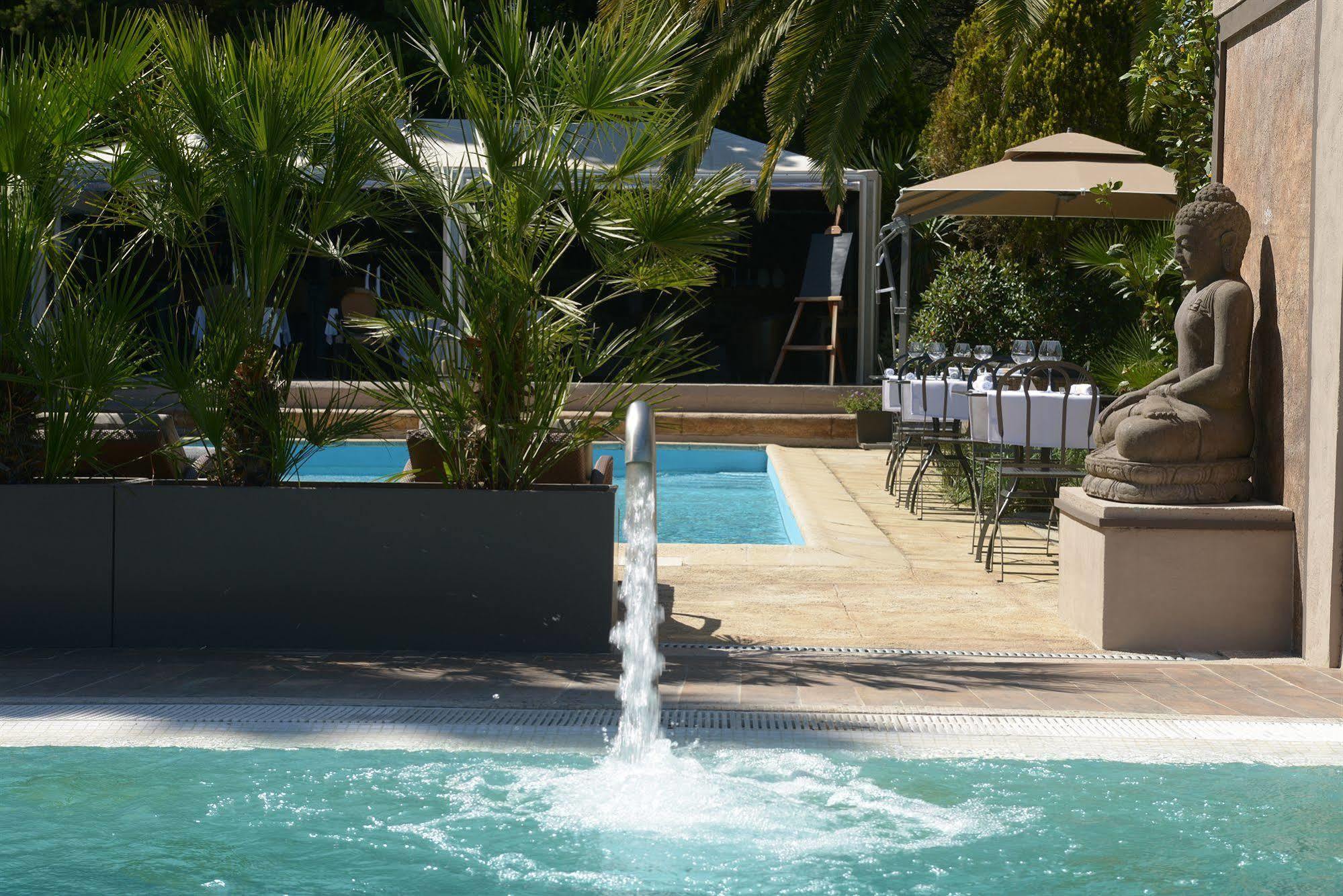 Hotel Dune Saint-Tropez Exteriör bild